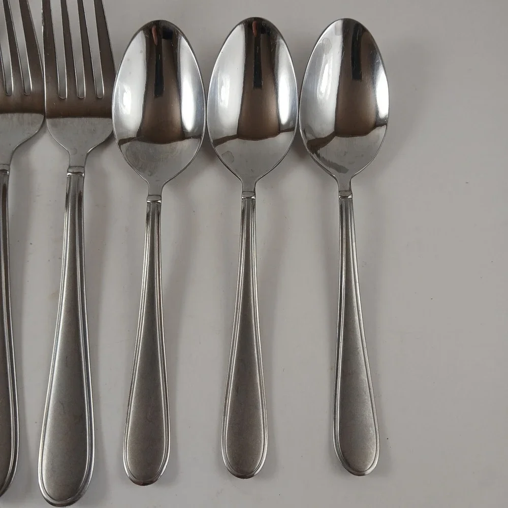 Mikasa Gourmet Basics Westfield Frost 11 Piece Mixed Flatware Set